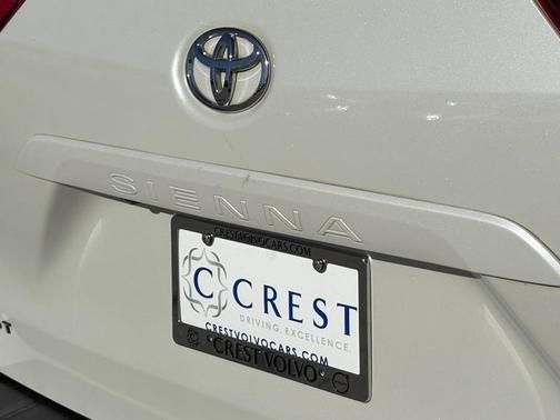 2017 Toyota Sienna XLE Premium