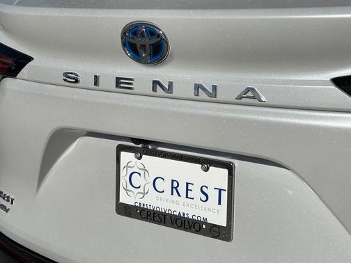 2017 Toyota Sienna XLE Premium