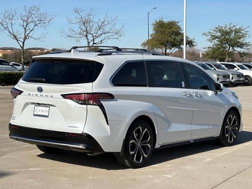 2017 Toyota Sienna XLE Premium
