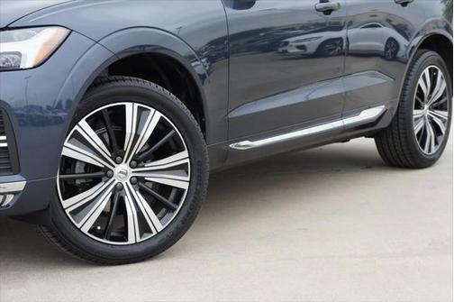 2022 Volvo XC60 B5 Inscription