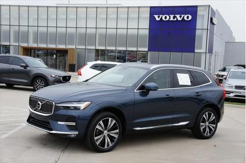 2022 Volvo XC60 B5 Inscription
