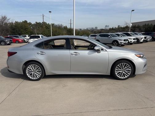 2016 Lexus ES 350 Base