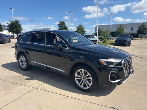 Black 2025 Audi Q7 55 Premium Plus