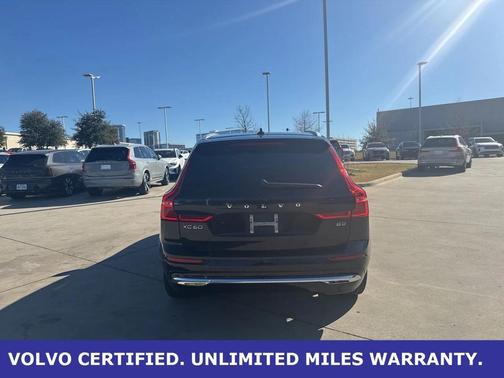 2023 Volvo XC60 B5 Plus Bright Theme