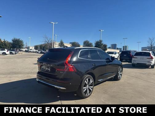 2023 Volvo XC60 B5 Plus Bright Theme