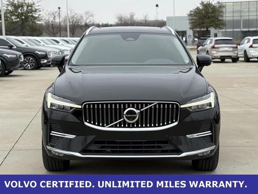 2023 Volvo XC60 B5 Plus Bright Theme
