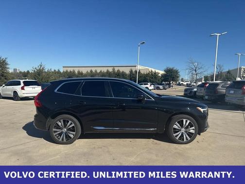 2023 Volvo XC60 B5 Plus Bright Theme