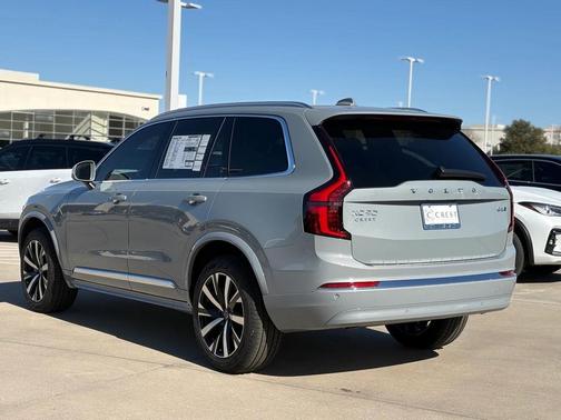 2026 Volvo XC90 B6 Core