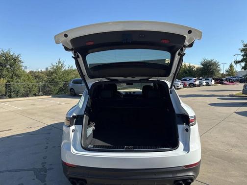 2023 Porsche Cayenne Cayenne