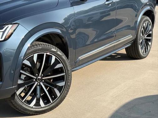 2025 Volvo XC90 B5 (2025.5) Plus 7-Seater