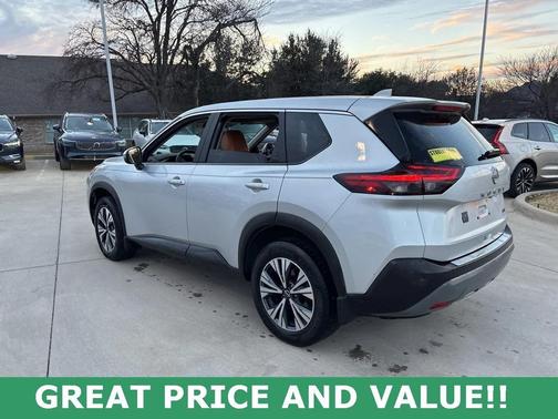 2022 Nissan Rogue SV