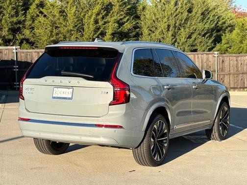 2026 Volvo XC90 B5 Core