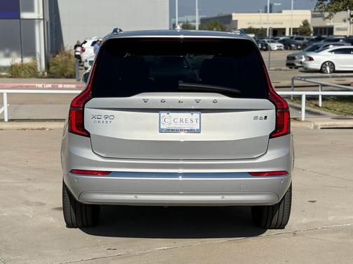 2025 Volvo XC90 B6 Plus 7-Seater