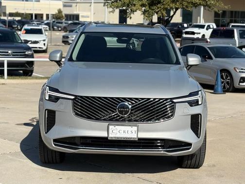 2025 Volvo XC90 B6 Plus 7-Seater