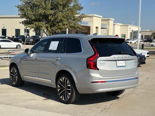 2025 Volvo XC90 B6 Plus 7-Seater