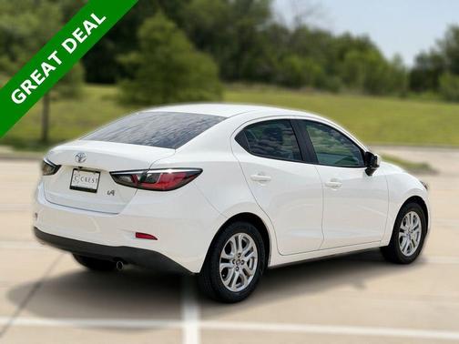 Frost 2018 Toyota Yaris iA Base