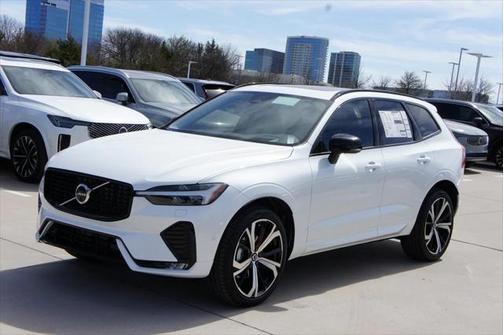 2025 Volvo XC60 B5 Ultra
