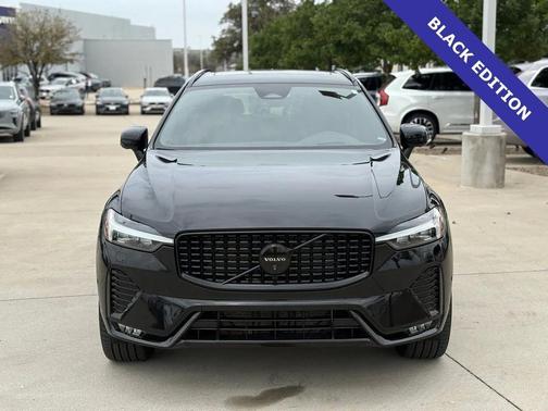 2024 Volvo XC60 Ultimate Black Edition