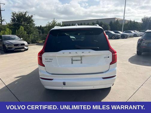 Crystal White 2023 Volvo XC90 B5 AWD
