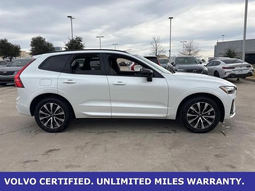 2025 Volvo XC60 B5 Plus