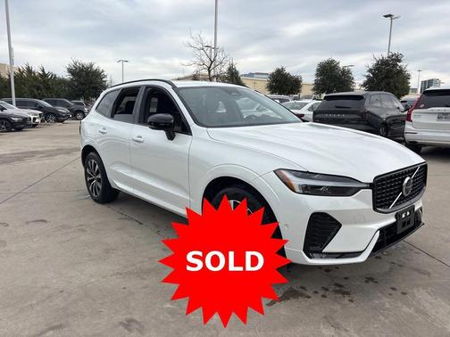 2025 Volvo XC60 B5 Plus