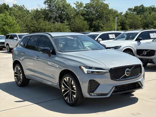 2026 Volvo XC60 Ultra Dark Theme