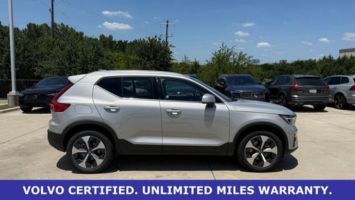 Silver Dawn Metallic 2025 Volvo XC40 B5 Plus Bright Theme