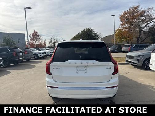 2025 Volvo XC90 B6 Plus 7-Seater