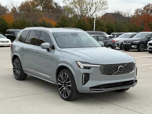 2026 Volvo XC90 B6 Ultra 7-Seater