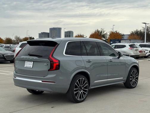 2026 Volvo XC90 B6 Ultra 7-Seater
