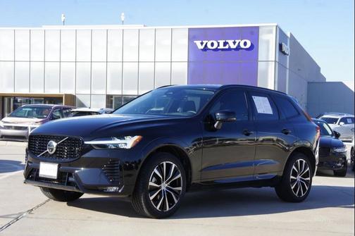 2025 Volvo XC60 B5 Plus
