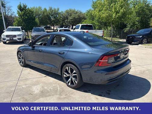 Denim Blue Metallic 2023 Volvo S60 B5 Plus Dark Theme