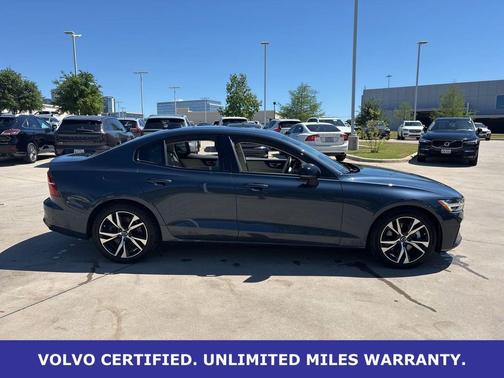Denim Blue Metallic 2023 Volvo S60 B5 Plus Dark Theme