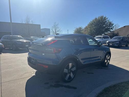 2023 Volvo C40 Recharge Pure Electric Twin Plus