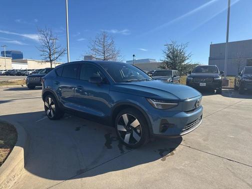 2023 Volvo C40 Recharge Pure Electric Twin Plus