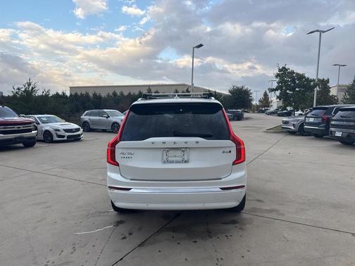 2023 Volvo XC90 B6 Plus 7-Seater