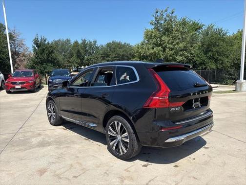2023 Volvo XC60 B5 Plus Bright Theme