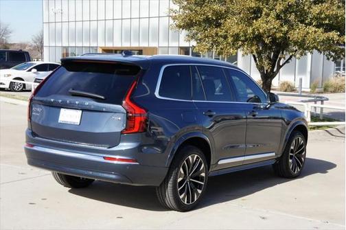 2025 Volvo XC90 Plug-In Hybrid T8 (2025.5) Plus 7-Seater