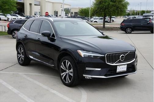 2022 Volvo XC60 B5 Inscription