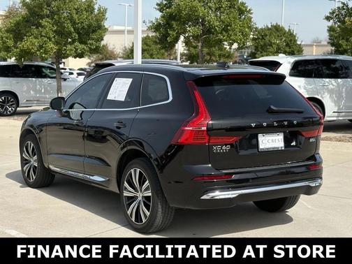 2023 Volvo XC60 B5 Plus Bright Theme