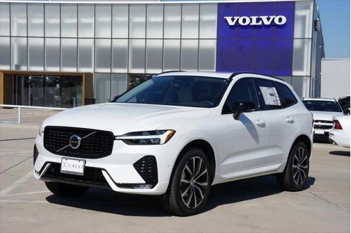 2025 Volvo XC60 B5 Plus