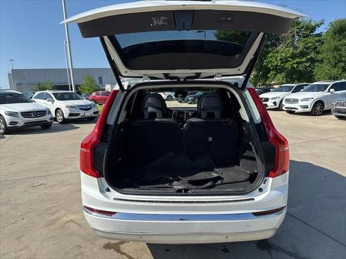2022 Volvo XC90 T6 Inscription