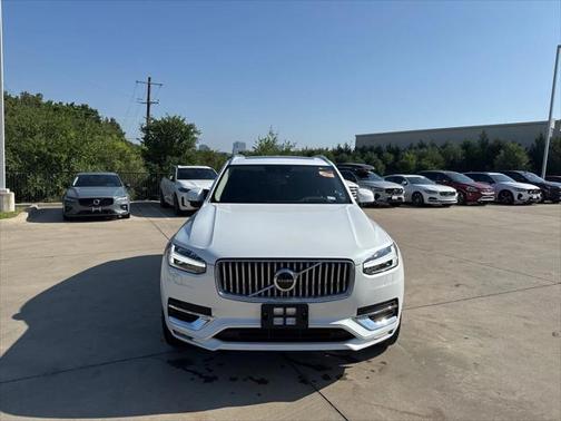 2022 Volvo XC90 T6 Inscription