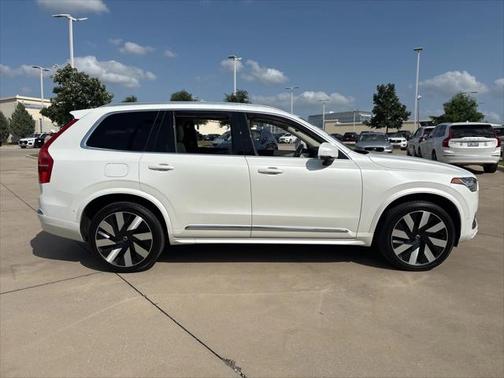 2023 Volvo XC90 Recharge Plug-In Hybrid Ultimate