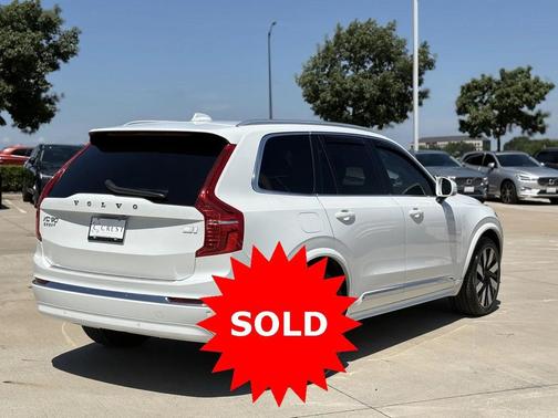 2023 Volvo XC90 Recharge Plug-In Hybrid Ultimate