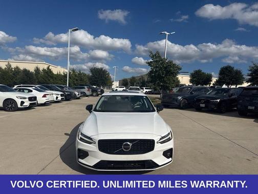 Crystal White Metallic 2024 Volvo S60 B5 Dark Theme AWD