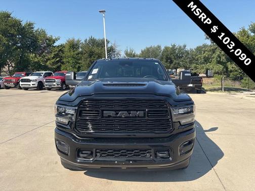2023 RAM 2500 Limited Night Mega CAB 4X4 Night Edition