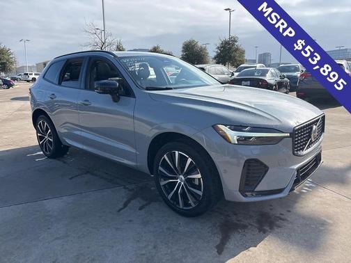 2024 Volvo XC60 B5 Plus Dark Theme