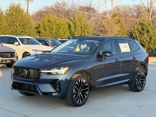 2026 Volvo XC60 B5 Ultra