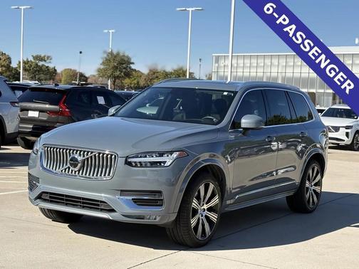 2022 Volvo XC90 T6 Inscription